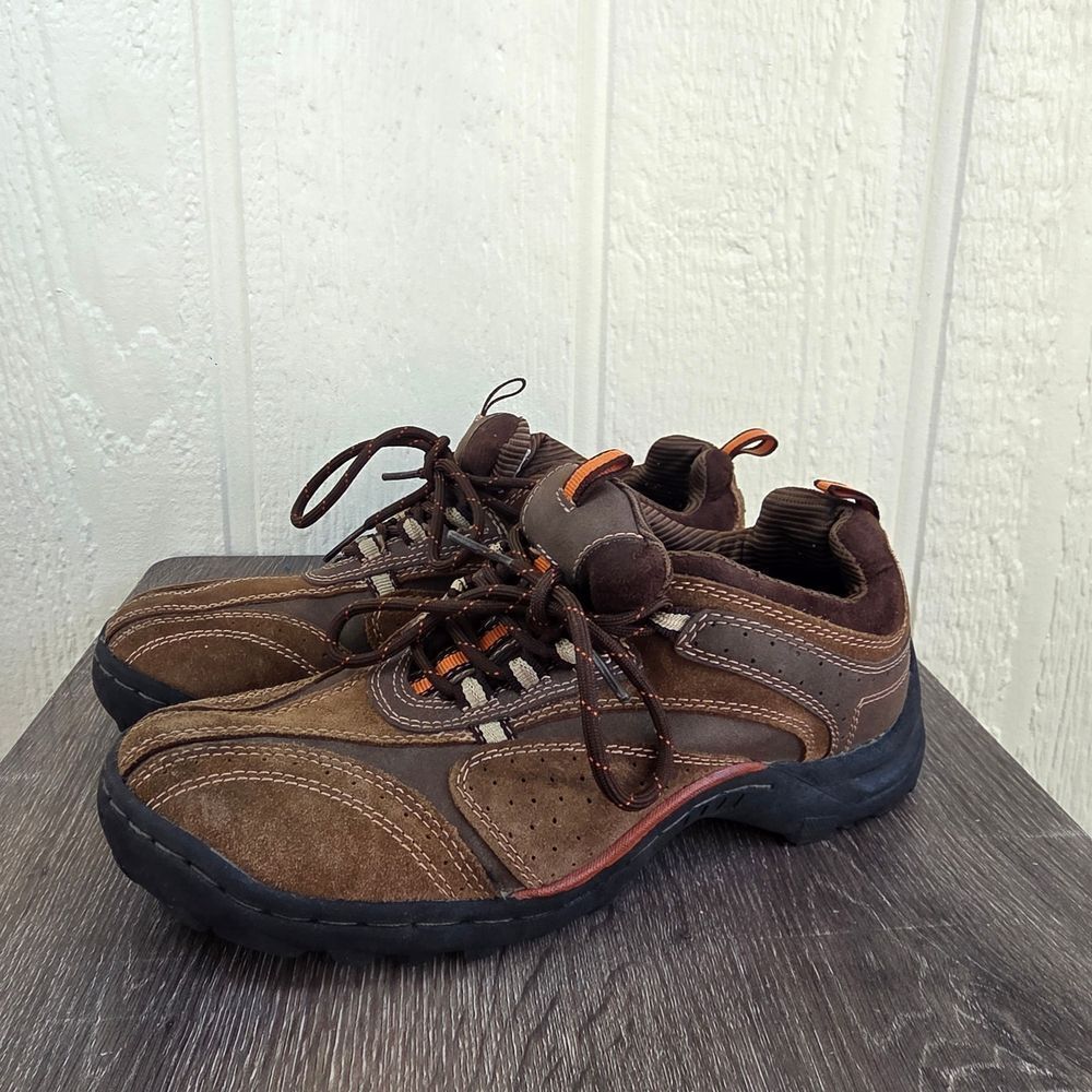 Men's Thom McAn Brown and Black Hiking Sneakers, Size 9
